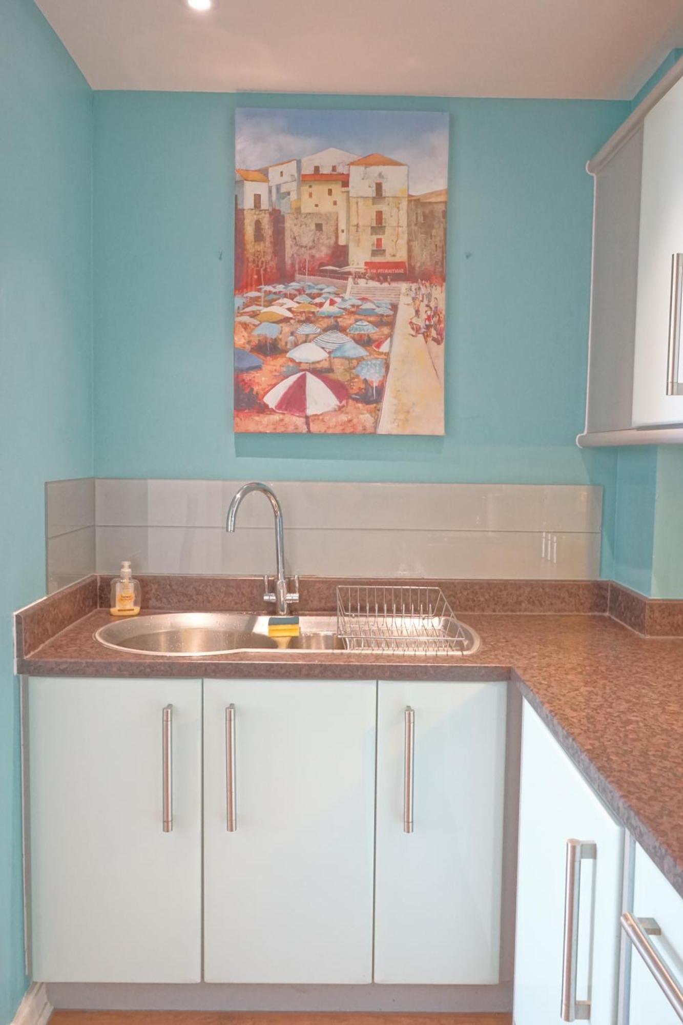 Soak Up The Light At A Soothing, Stylish Apartment In Swansea Marina Exteriör bild